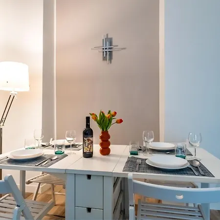 Politecnico/duomo Eleganza, Design E Comfort *