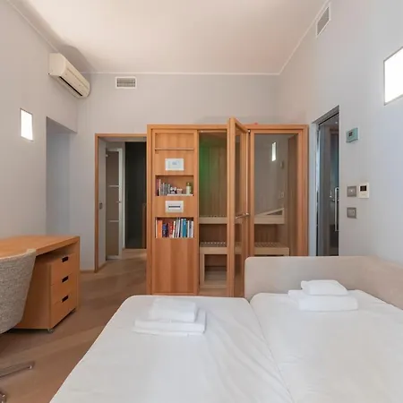 Ihost Luxury Center - Bellini 4 *