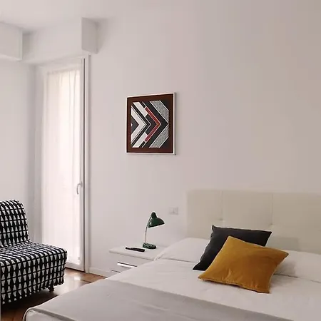 Bilocale Metro 4 Blu Frattini - Airport Linate Appartement Milaan