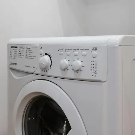 דירה Moderno A City Life- Mico-3 Torri- Metro 700m