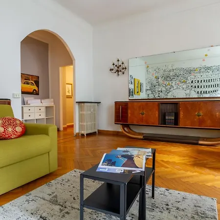 Centralstation - Via Lazzaroni *