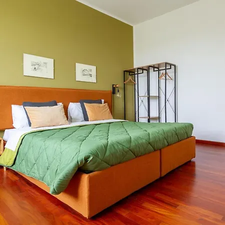 Station - Via Gioia 71 - M3 Sondrio Apartament *