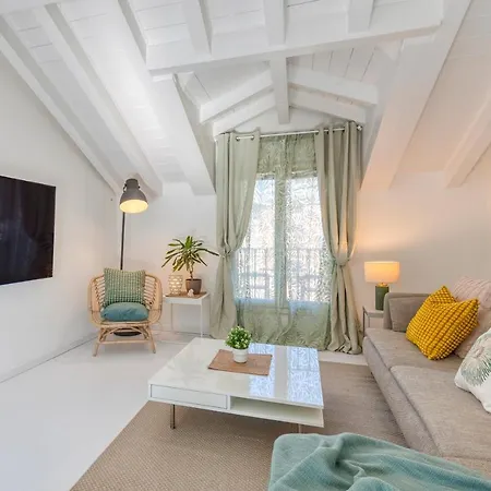 De Amicis Luxury Apartment Milan