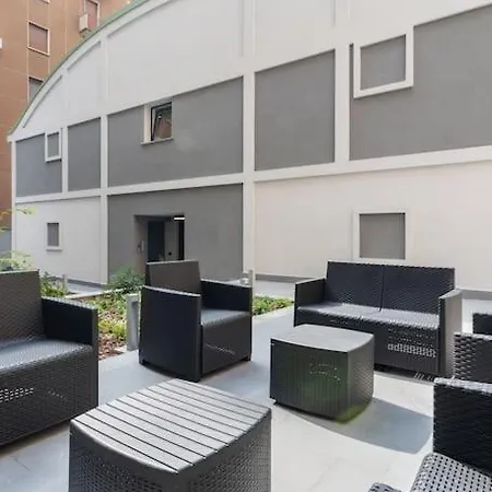 Emotichome 8 E 9 Flexyrent Studio * Milánó