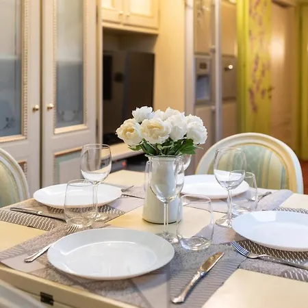 Stazione Centrale-loreto Vintage House With Terrace Wifi Sky-netlix דירה