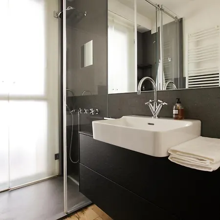 Fresh And Elegant Pta Venezia District * Milaan