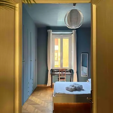 Xenia - Charming Garden In Porta Venezia Apartmán