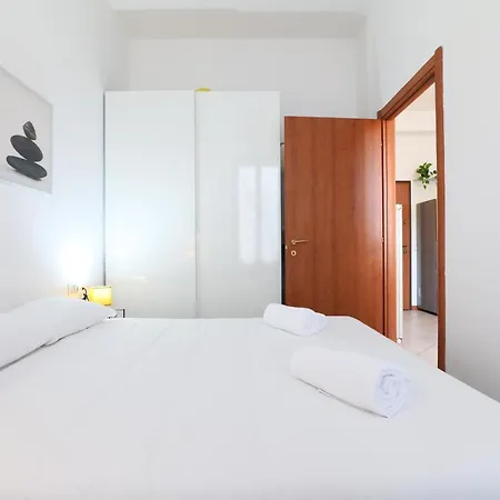 Primopiano - Scalvini Apartman *