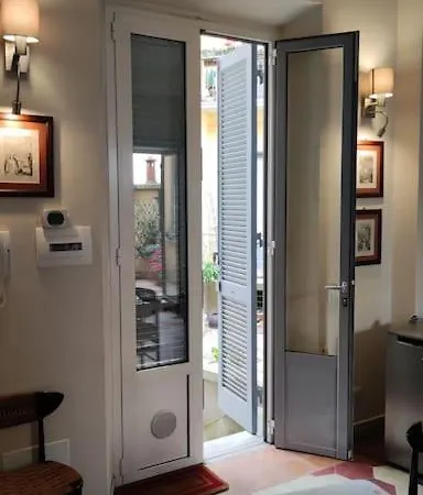 Monolocale Intimo Con Terrazzino מילאנו