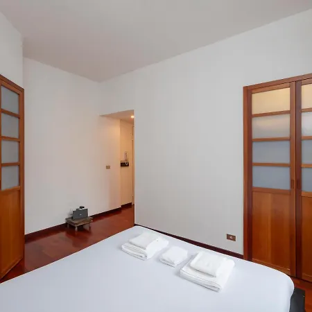 Ihost Flat - Sestini 11 *