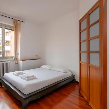 Ihost Flat - Sestini 11 Daire Milano