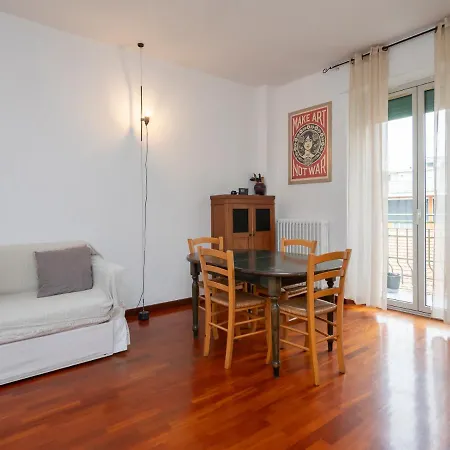 Ihost Flat - Sestini 11 * Milan