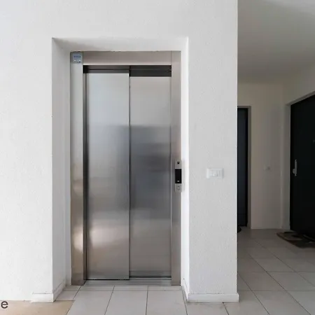 Casemi - Via Fortezza 27, Less Minutes From Center Lejlighed *