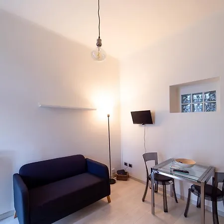 Hbhall Sempione 아파트