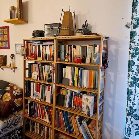 Into The World Apartman Milánó