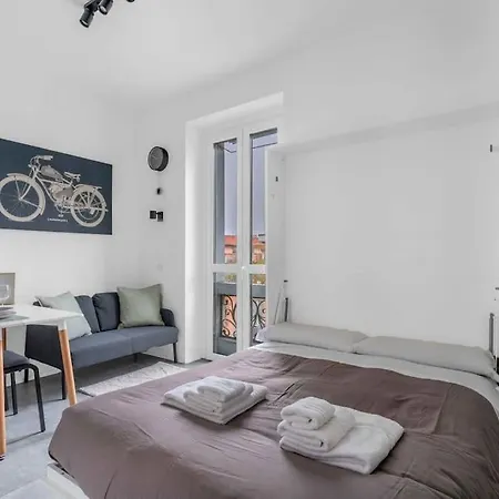 Metro A 2 Minuti - Nolo House, Fast Free Wi-fi * מילאנו