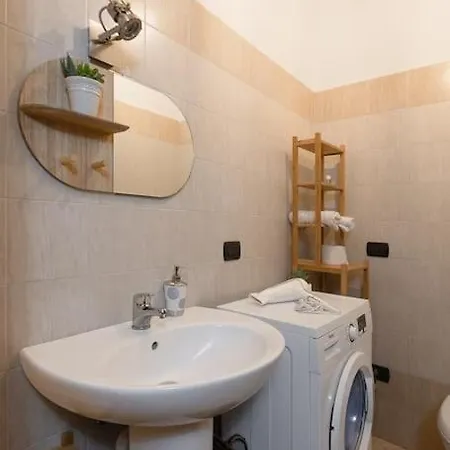 Apartment Milano- Aeroporto Linate Easy House Milan
