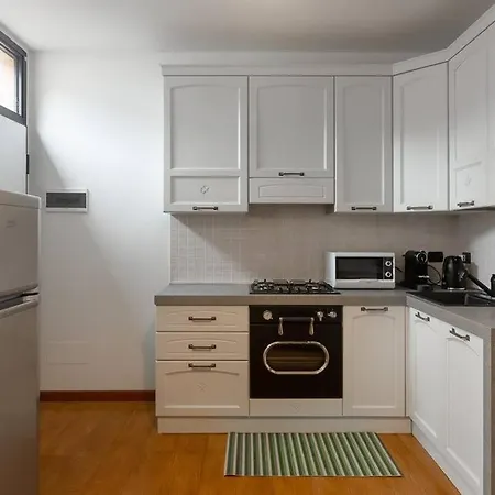 Milano- Aeroporto Linate Easy House Apartment