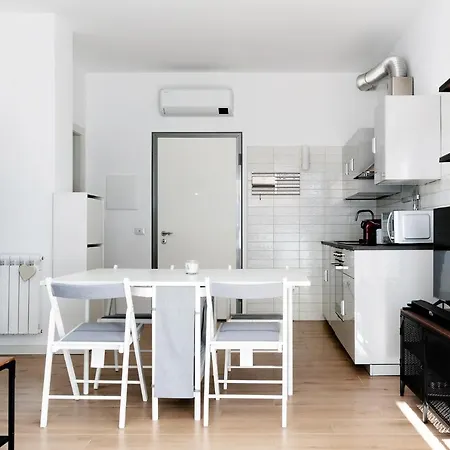 Apartman Dehomes - Bicocca Village 28 Milánó