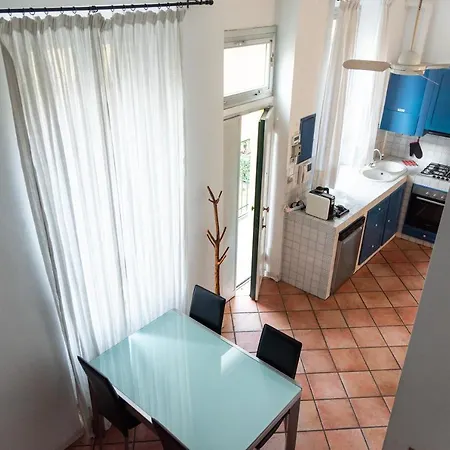 Casa Leonardo Da Vinci - 10 Minuti Dal Duomo