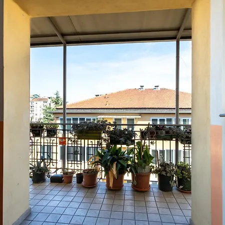 Luna Homes - In Farini Appartement Milan