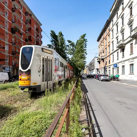 Luna Homes - In Farini * Milan