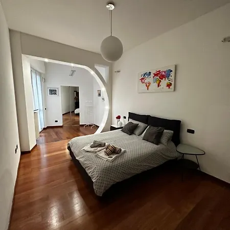Porta Romana Apartment *