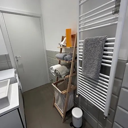 Monolocale Vicino Metro E Aeroporto Linate *