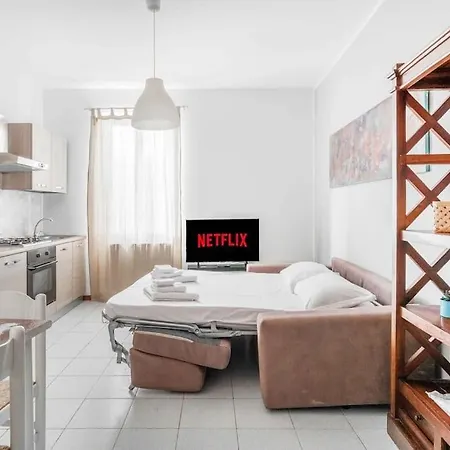 Funny Flat With Balcony In * Milano