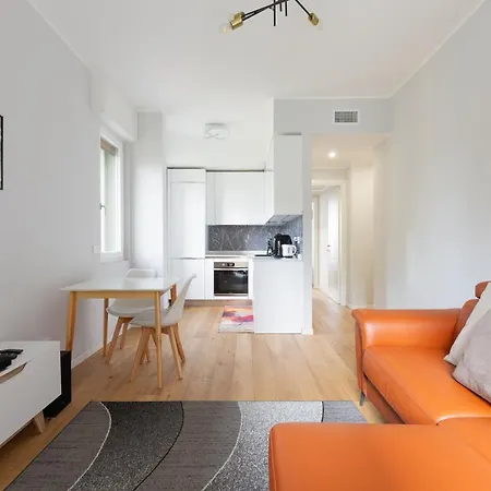 Guesthost - Cimiano M2 Balcony Daire *