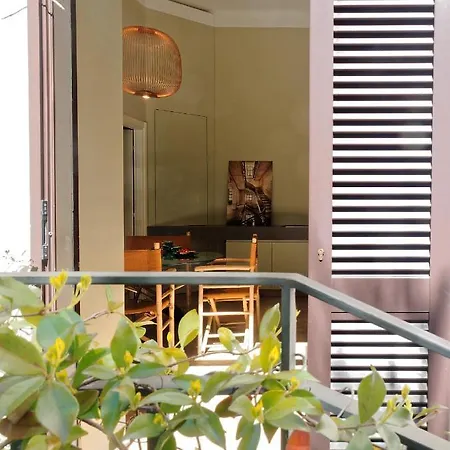Apartment Posh Isola District Pure Milanese Style Near Brera