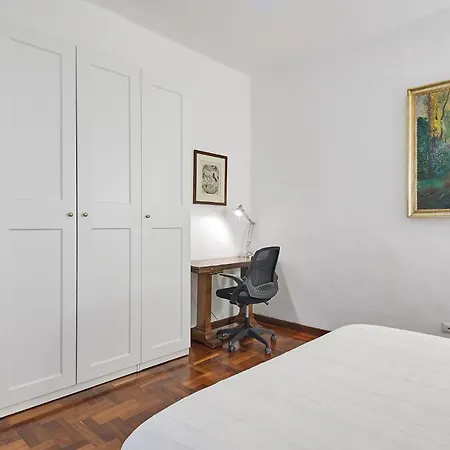 Hale - Crocetta * ميلان