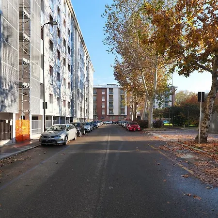 Mila Battista * Milán