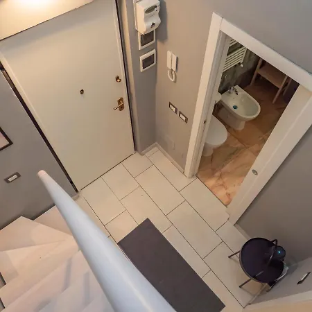 Apartament Ihost - Romilli 17a *