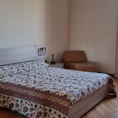 Uncle's House, 150 Mq Only Two Stops From Duomo Milaan