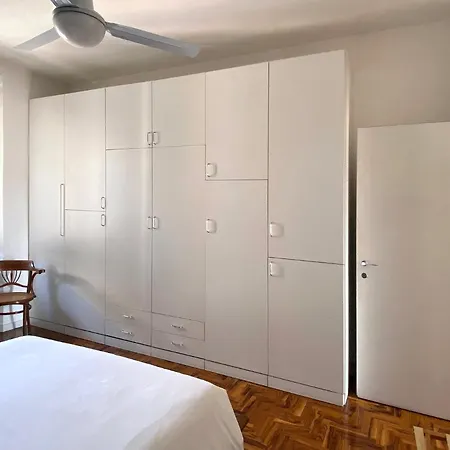 Apartment Cozy And Bright One-bedroom Near Metro3 Milan