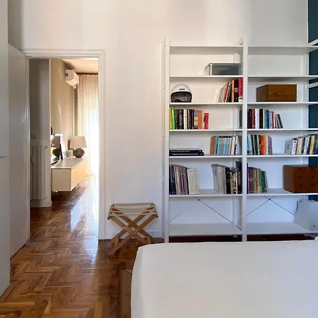Apartment Cozy And Bright One-bedroom Near Metro3