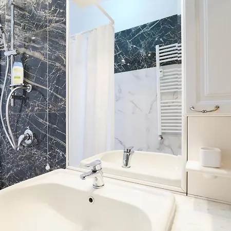 Primopiano - Bari Apartman *