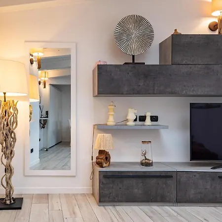 Arco Livings Dream Nest In The Heart Of * Mailand