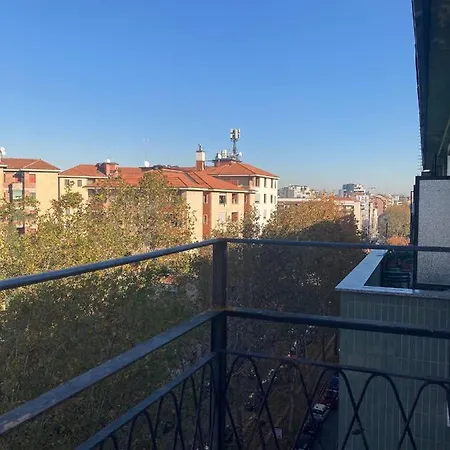 Elegante E Spazioso Μιλάνο