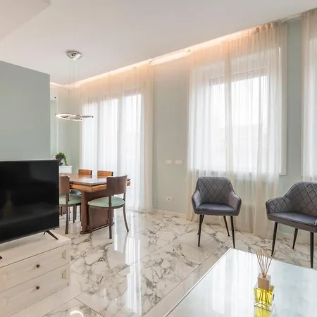 Royal Luxury Brera Appartement *