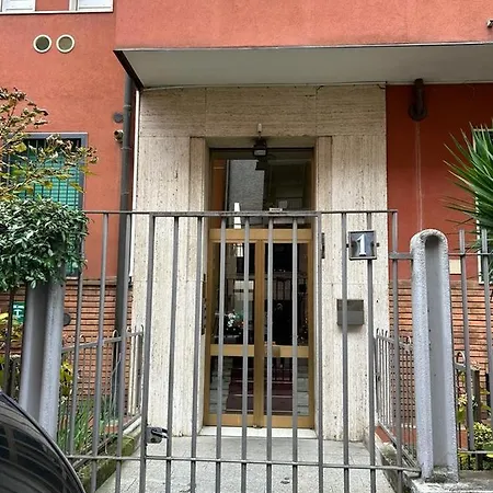 Kibilu - Via Cibrario Linea Rossa Metro Rovereto - Vicinanze Stazione *