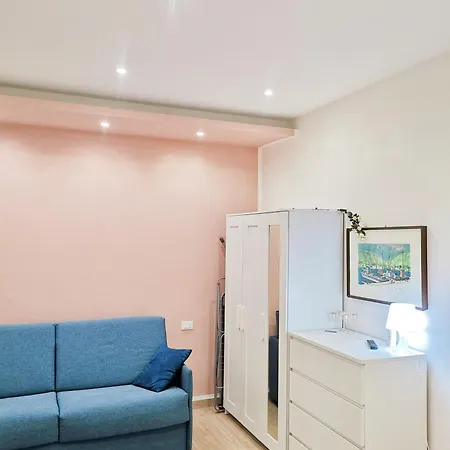 Apartman La Piccola Bomboniera Di Nord *