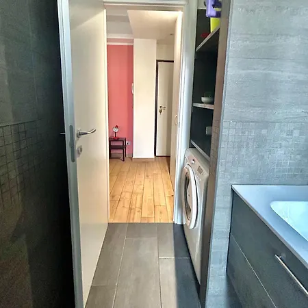 Fully Equipped Design In San Siro Appartement Milaan