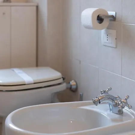 Navigli House With Fast Wi-fi Apartment