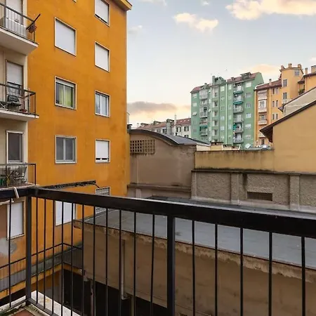Navigli House With Fast Wi-fi Milan