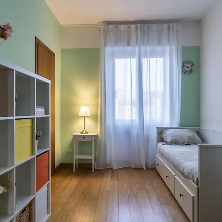 Andrea's Place * Milan