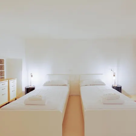 Sant'agostino - Charming Retreat 210m From M2 *