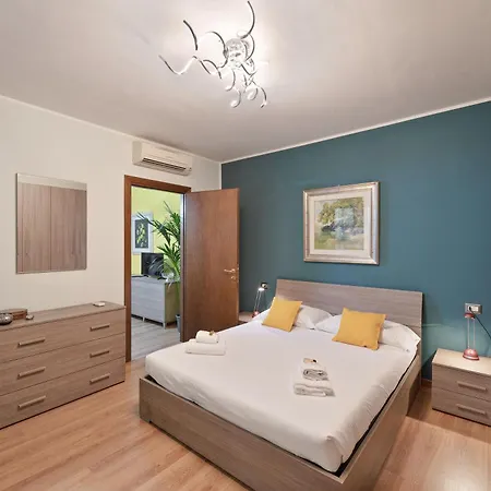 Apartment Bwr - With Terrace , Bartolini Mailand