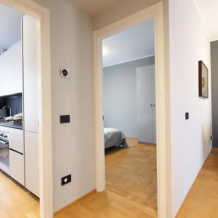 Luminoso Con Terrazzo Forlanini Linate * Μιλάνο